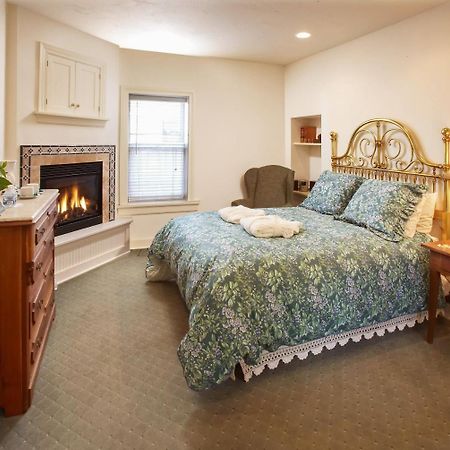 Washington House Inn Cedarburg Bagian luar foto