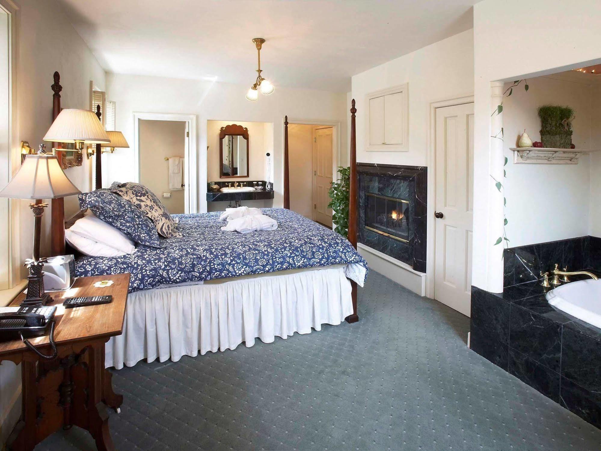 Washington House Inn Cedarburg Bagian luar foto