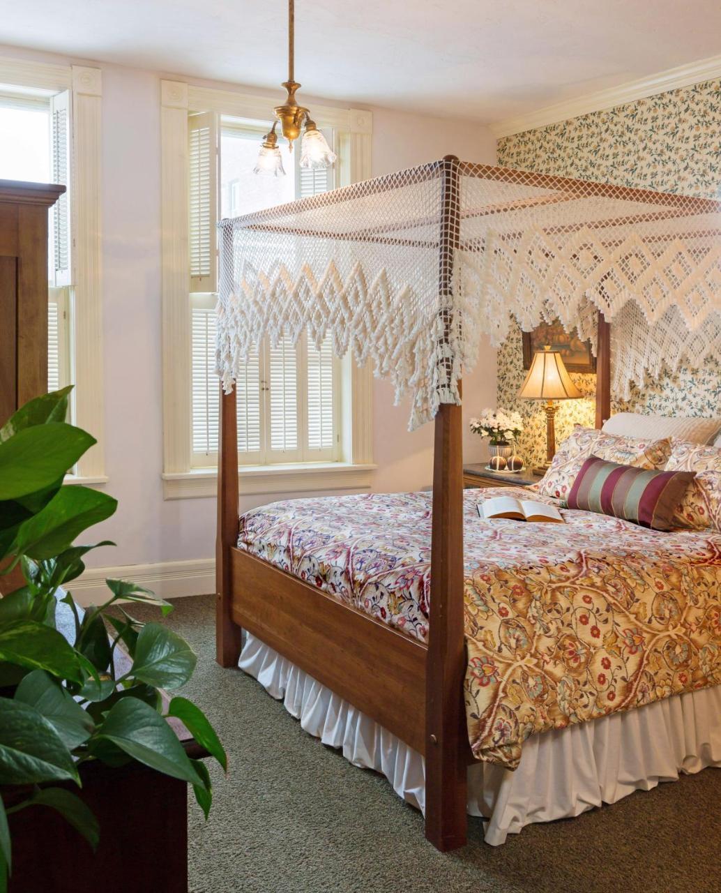 Washington House Inn Cedarburg Bagian luar foto