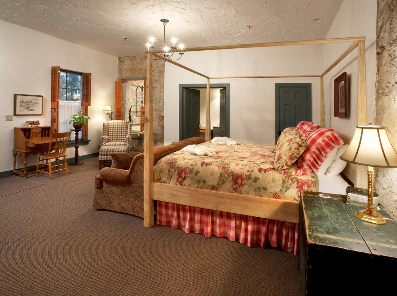 Washington House Inn Cedarburg Bagian luar foto