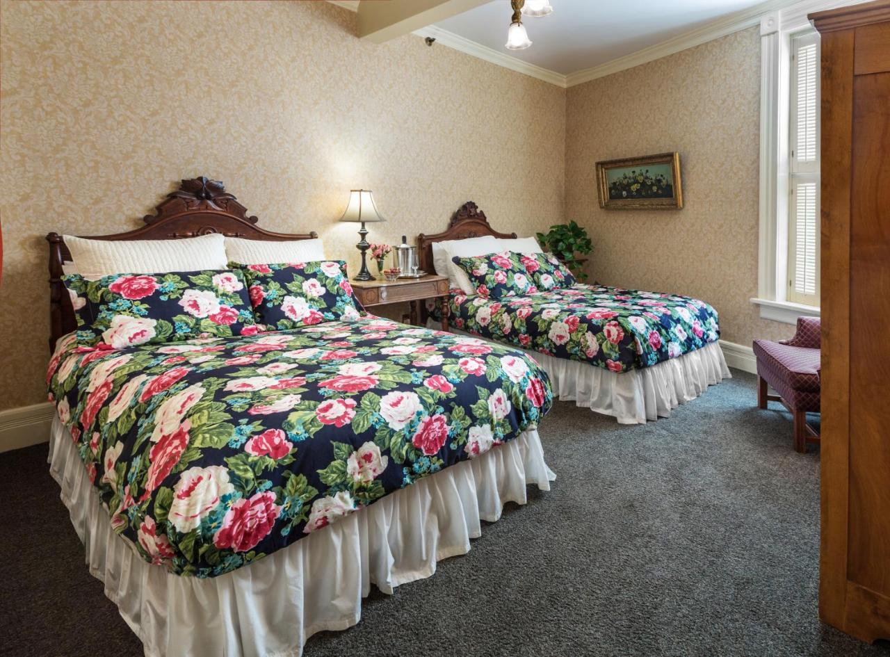 Washington House Inn Cedarburg Bagian luar foto